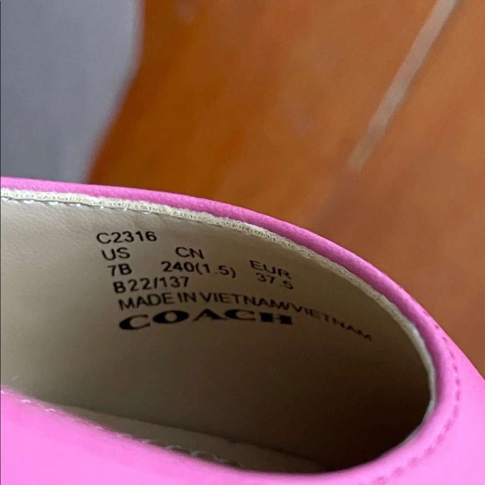 Coach Fuchsia Slingback Flats - Picture 7 of 7